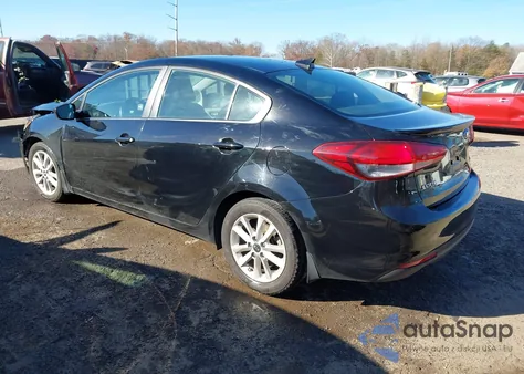 2017 Kia Forte S z USA, uszkodzony, nr VIN 3KPFL4A74HE111223